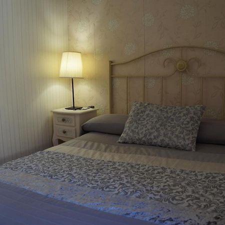 La Alpargateria Bed and Breakfast Villafranca Montes De Oca Exteriör bild