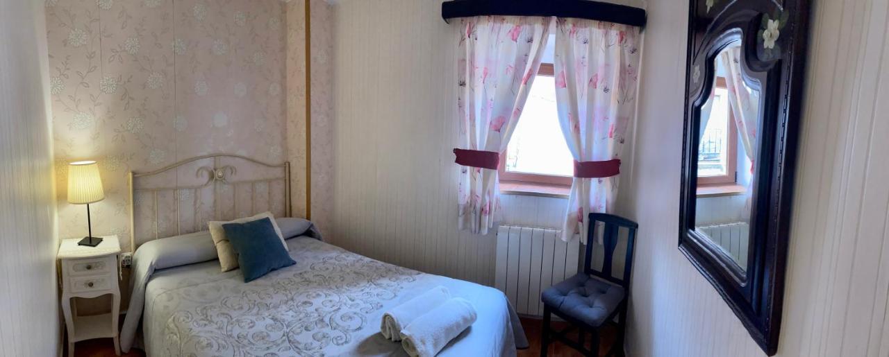 La Alpargateria Bed and Breakfast Villafranca Montes De Oca Exteriör bild