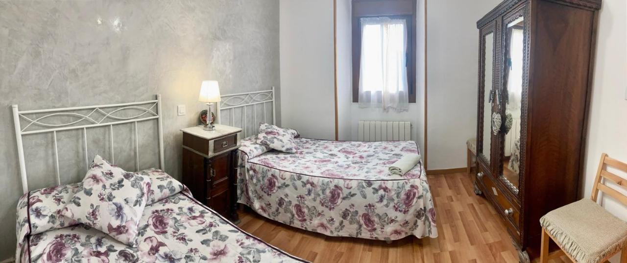La Alpargateria Bed and Breakfast Villafranca Montes De Oca Exteriör bild