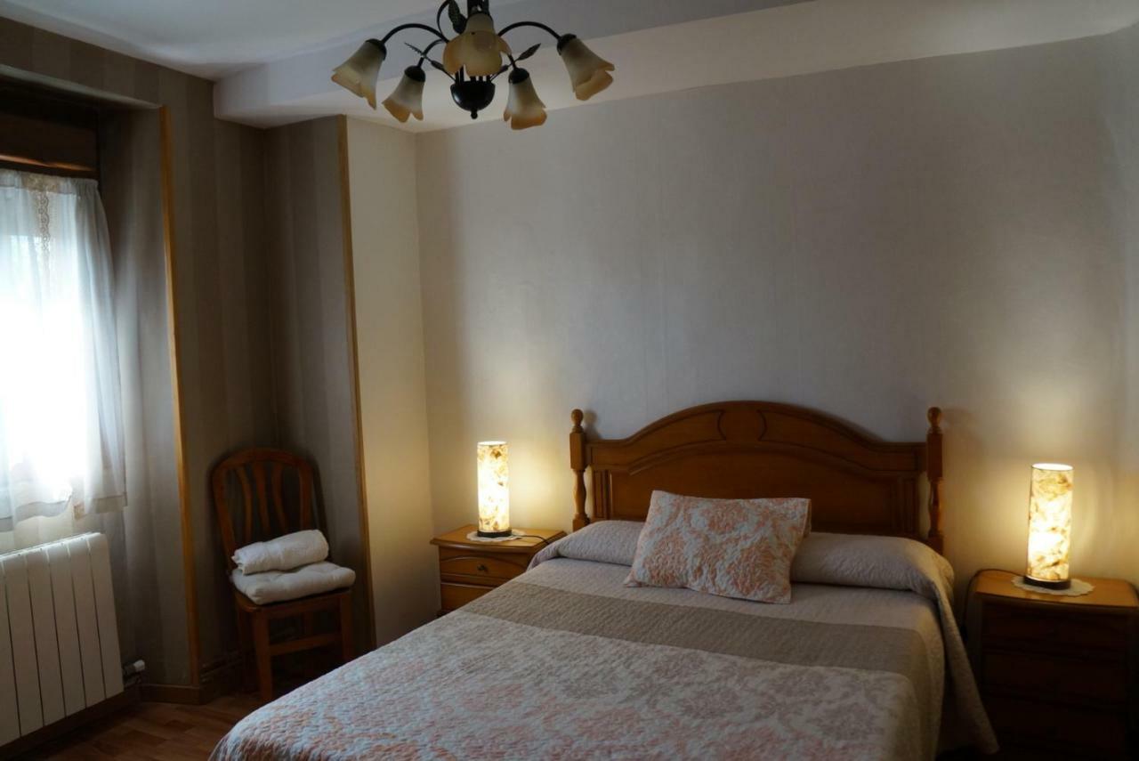 La Alpargateria Bed and Breakfast Villafranca Montes De Oca Exteriör bild